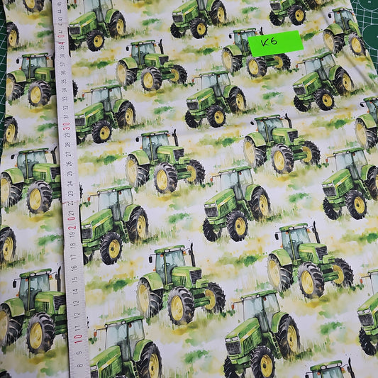 Sofortkauf: Traktor grün 1 m x 1,50 m (K6) - keine Fehler
