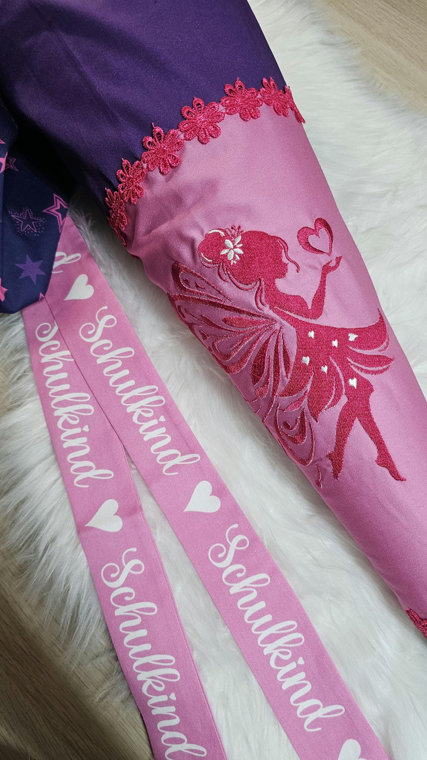 Schultüte mit Applikation / Stickerei / Stickmotiv - 70cm - Fee auf Pink Stars Peggy - ST125