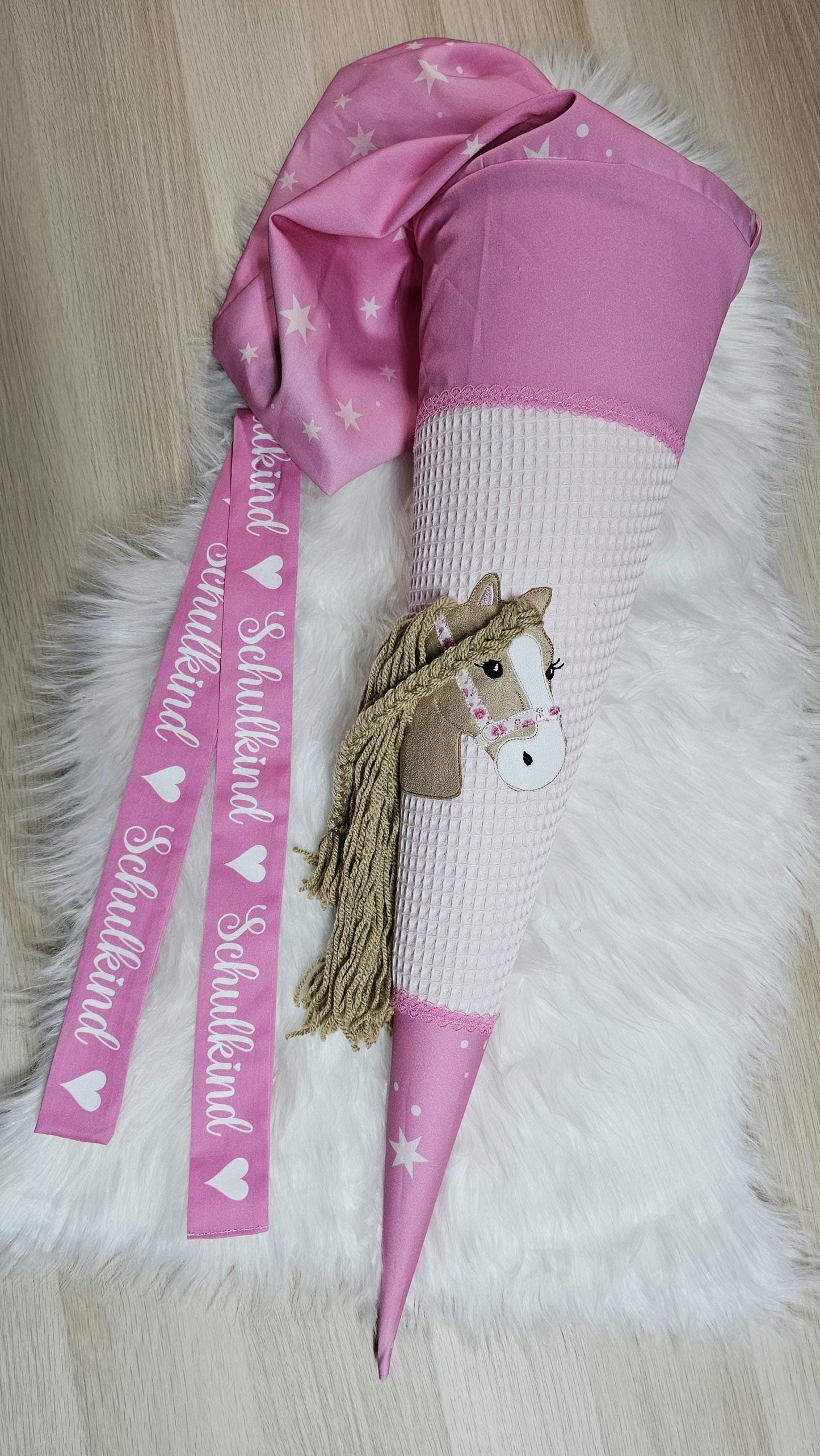 Schultüte mit Applikation / Stickerei / Stickmotiv - 70cm - Pferd auf Sterne Rosa - ST133
