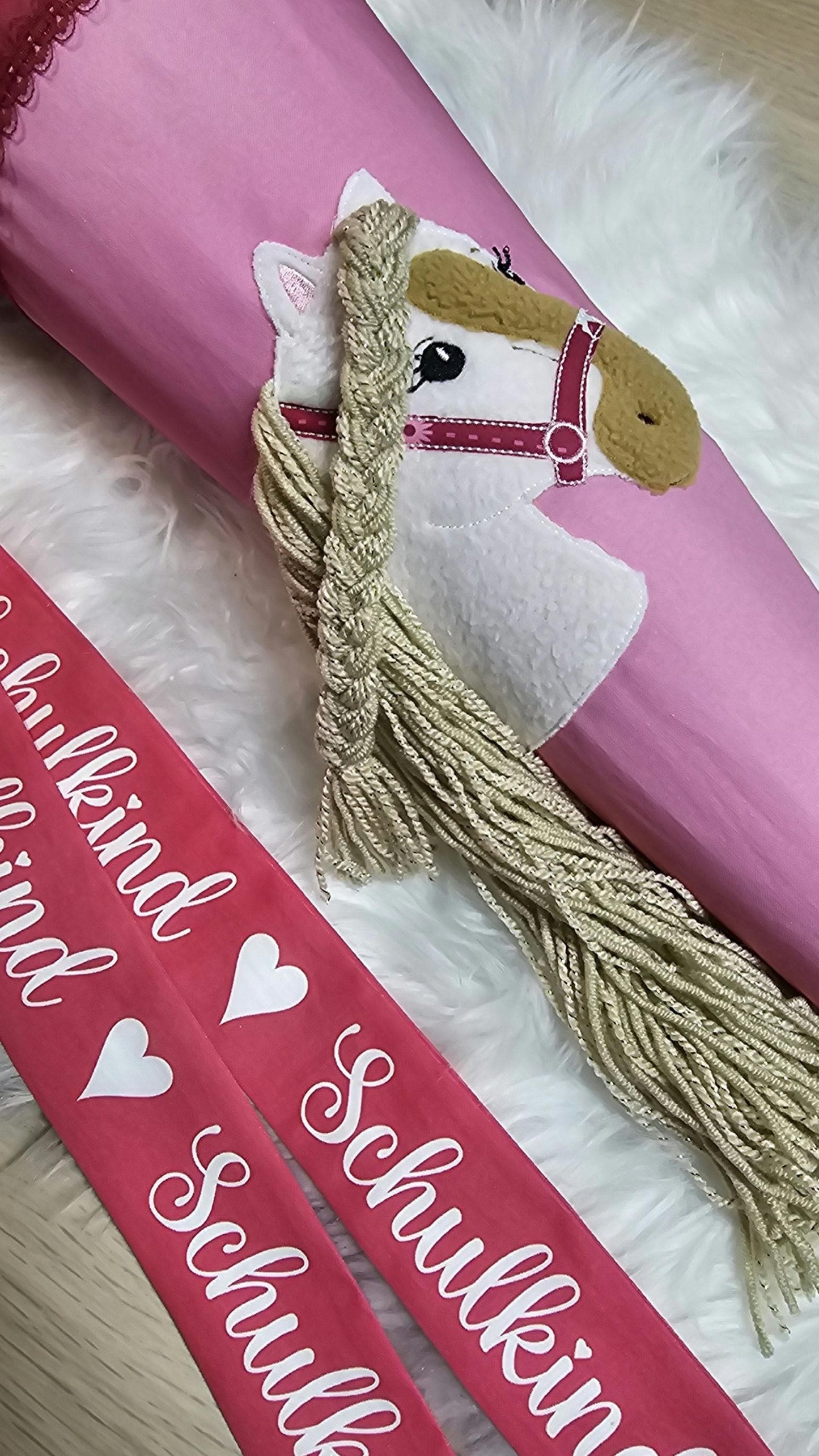 Schultüte mit Applikation / Stickerei / Stickmotiv - 70cm - Pferd auf Pferdestepostoff 1.0 burgund - ST185