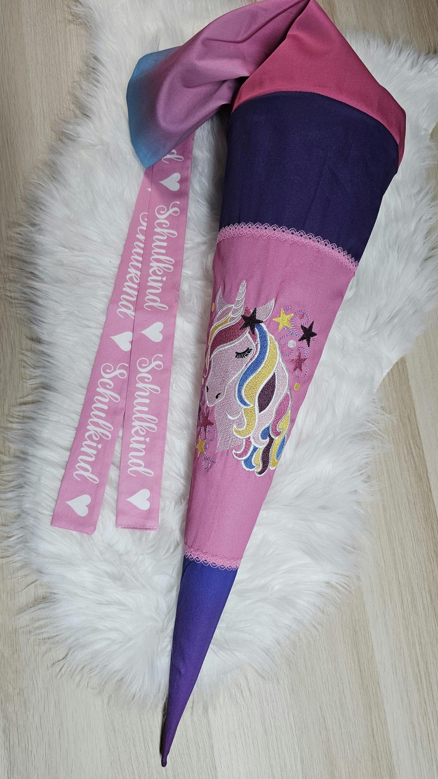 Schultüte mit Applikation / Stickerei / Stickmotiv - 70cm - Einhorn auf Farbverlauf Pink Türkis Lila - ST144