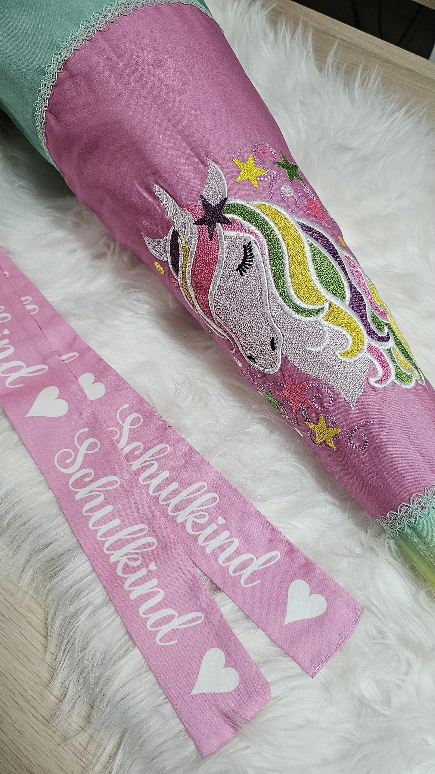 Schultüte mit Applikation / Stickerei / Stickmotiv - 70cm - Einhorn auf Kristall Pastell - ST140