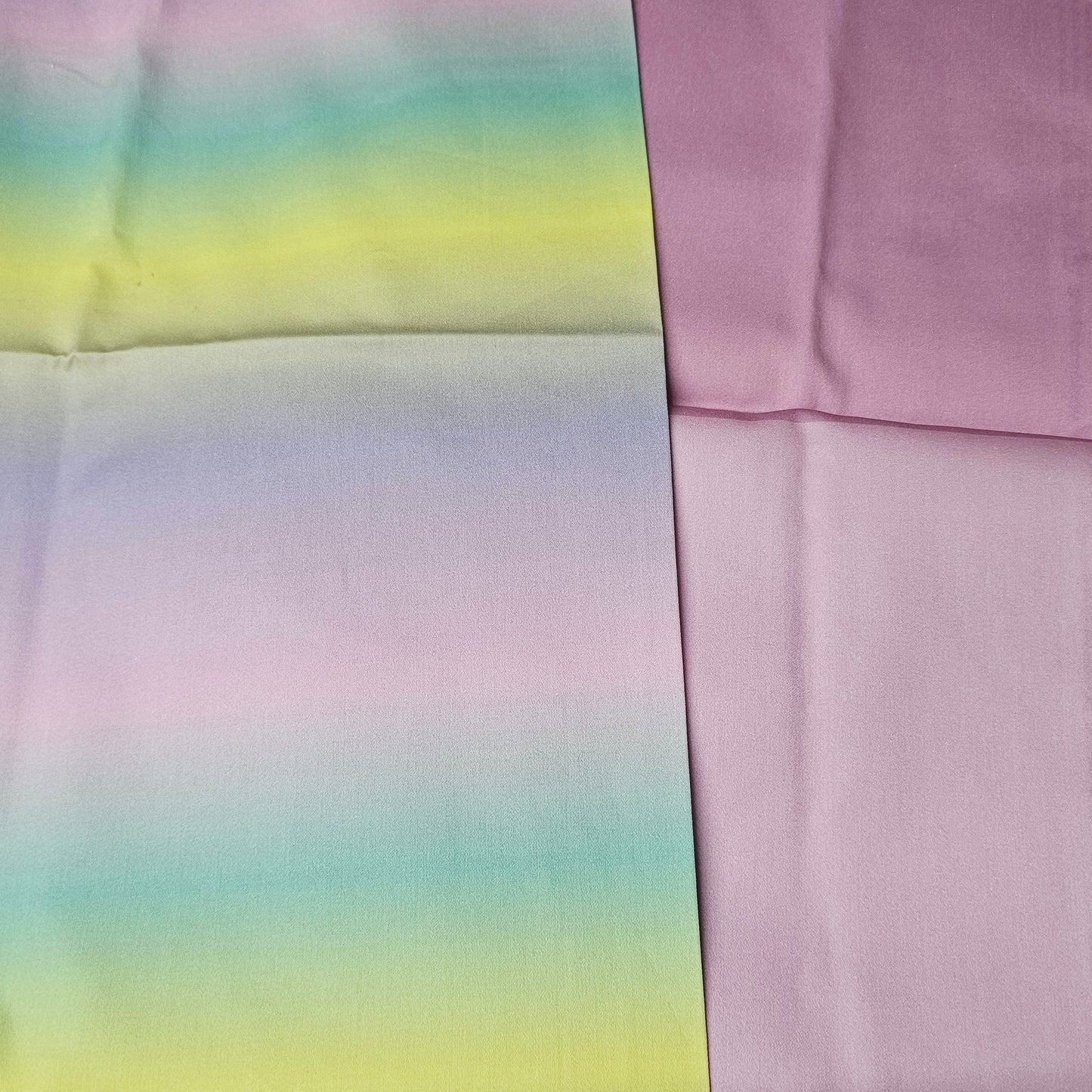 Sofortkauf: Baumwolle Stoffmix ca. 150 x 100 cm - Kristall Pastell, Flecken auf dem Stoffmix