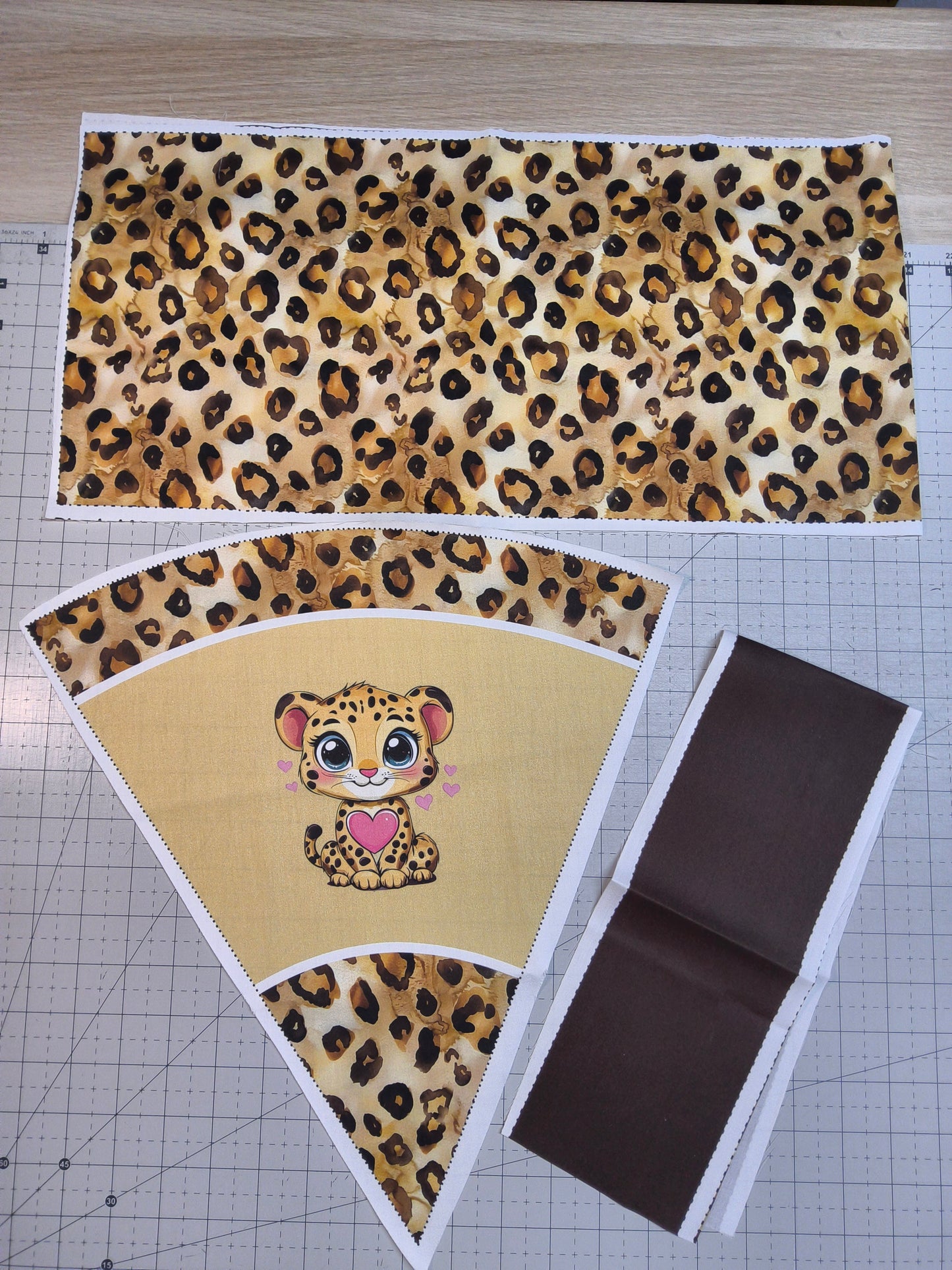 Sofortkauf 35cm: 35 cm (Geschwistertüte) aus Baumwolle als Nähset - "Leo auf Leopard " - wie abgebildet