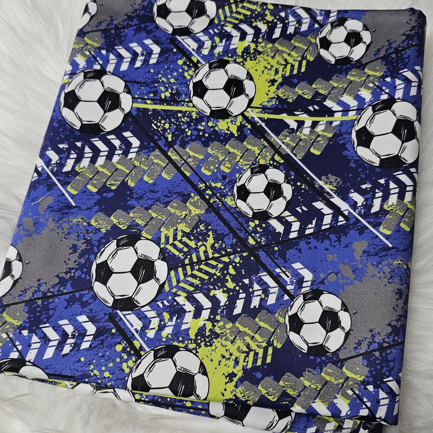 Sofortkauf: Baumwolle ca. 150 x 100 cm - Fussball blau grün