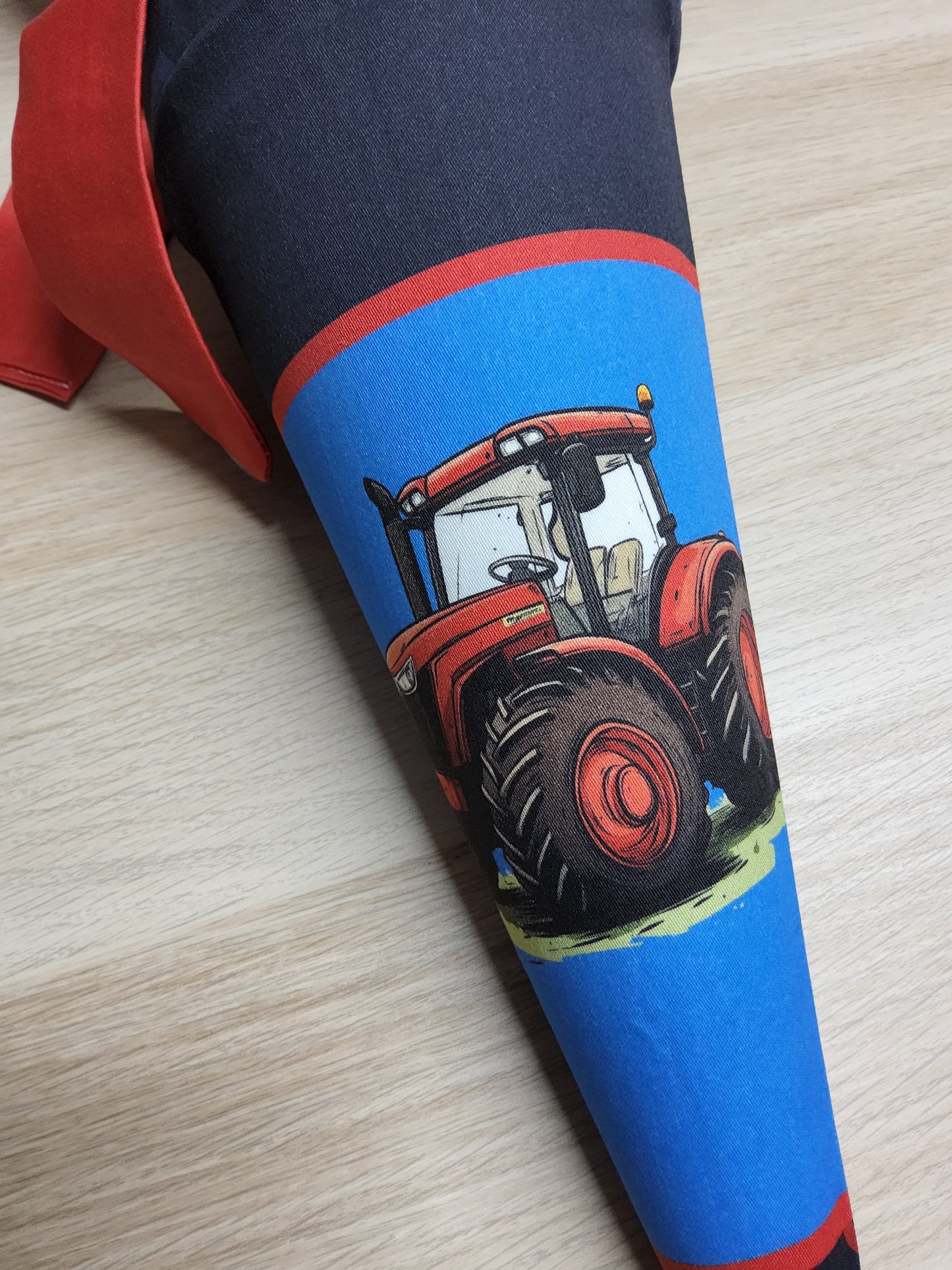 Sofortkauf 35cm: 35 cm (Geschwistertüte) aus Baumwolle als Nähset "Traktor"- wie abgebildet