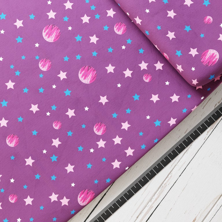 Baumwollsatin: Stars & Planets LILA - perfekt für Schultüten, Accessoires zur Einschulung - Sterne, Unicorn, Einhorn, Planeten