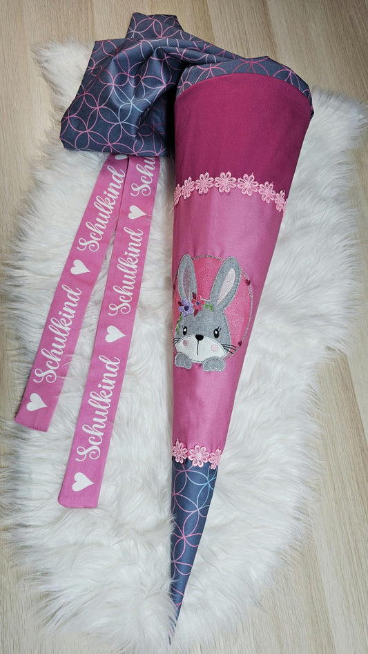 Schultüte mit Applikation / Stickerei / Stickmotiv  - 70cm - Hase auf Color Circles - ST33