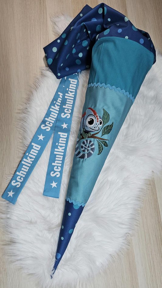 Schultüte mit Applikation / Stickerei / Stickmotiv  - 70cm - Chamäleon auf Punkte Türkis - ST104