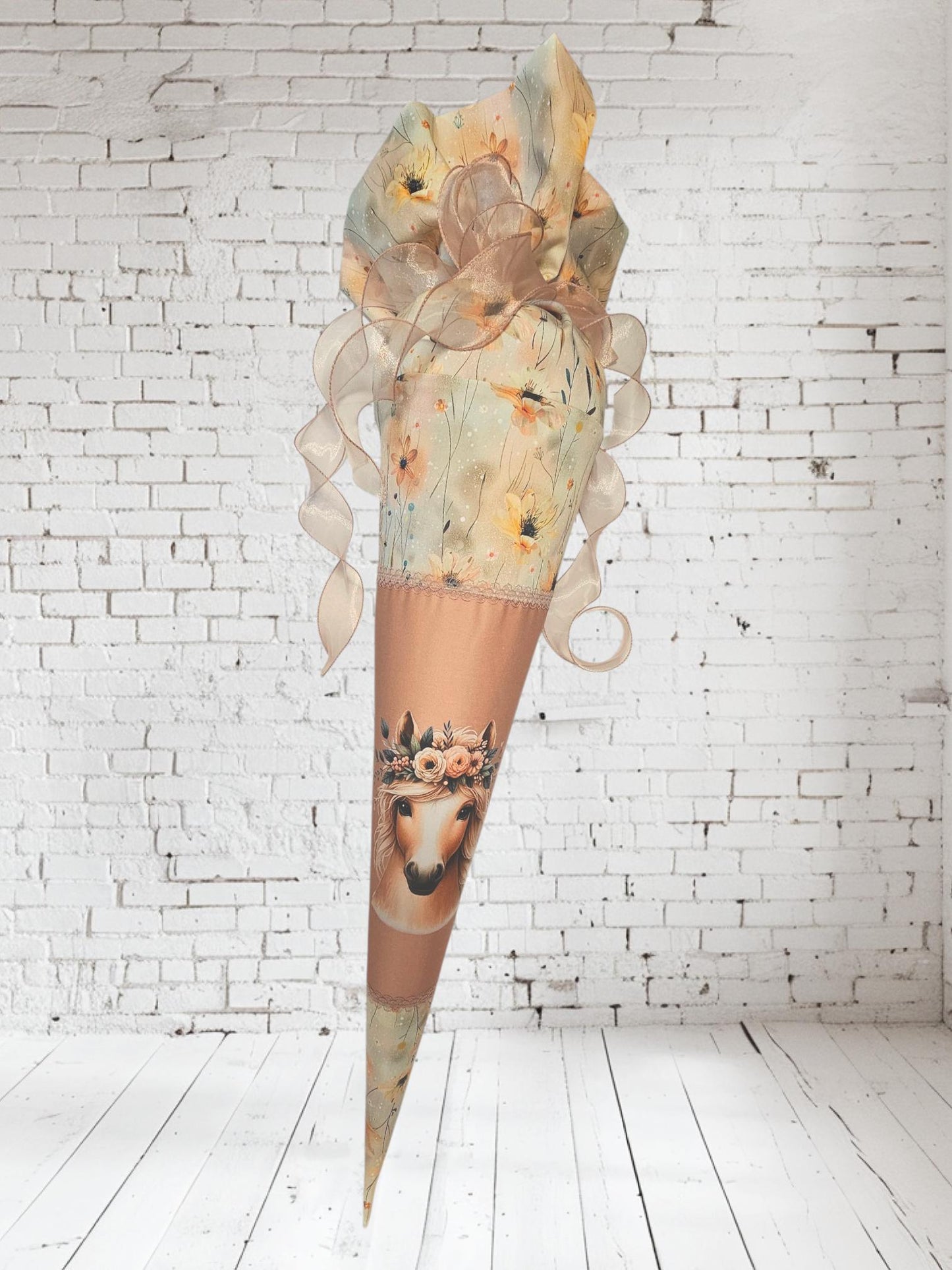 Schultüte mit Bügelbild / Transfer - 70cm oder 85cm - Pferd auf Blumen - AS3