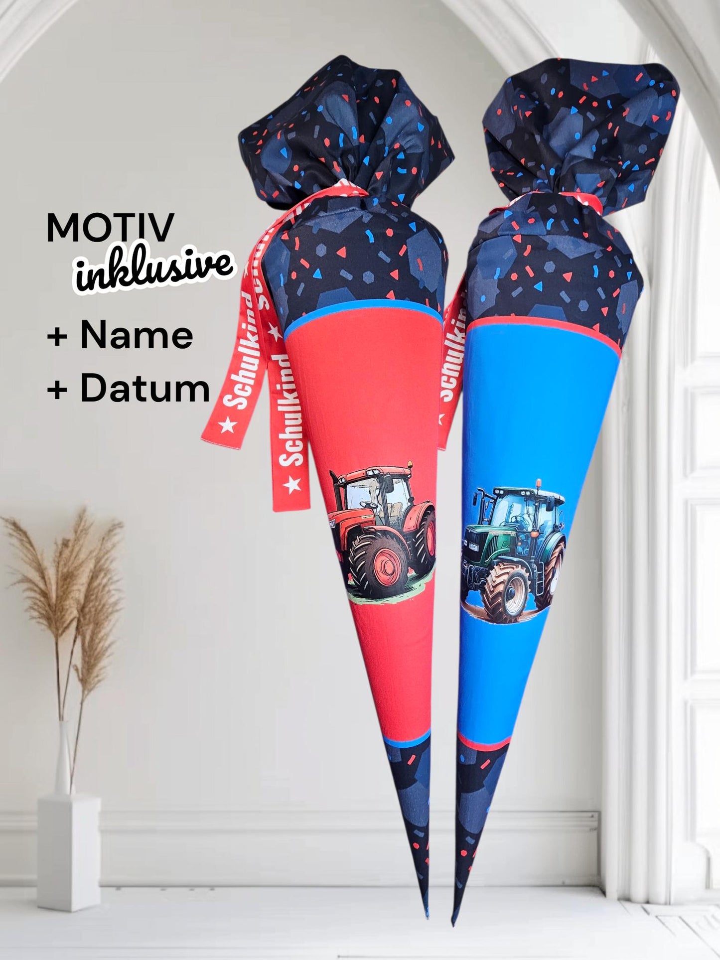 Schultüte mit Motiv (Bügelbild / bedruckt) - 70cm oder 85cm - Traktor auf Rotblaues Feld inklusive Name und Datum