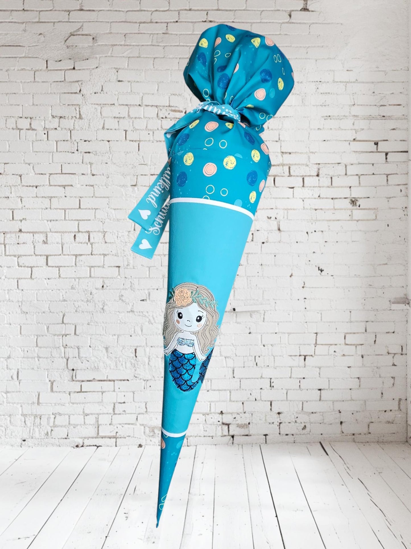 Schultüte mit Stickmotiv - 70cm oder 85 cm - Meerjungfrau, Schildkröte, Delphin auf Blaue Lagune - personalisiert