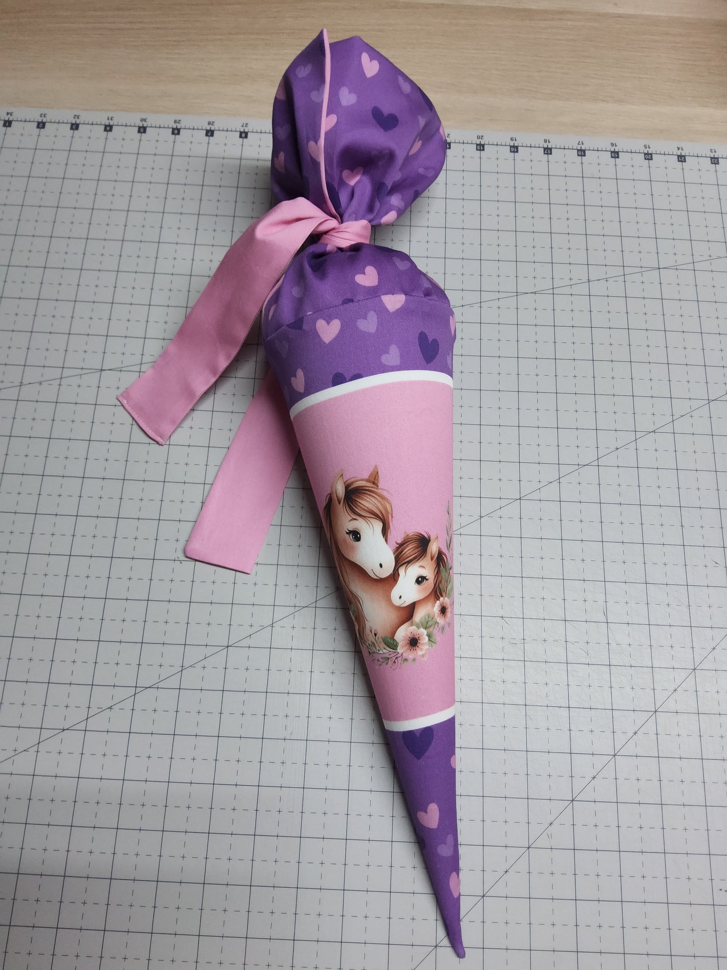 Sofortkauf 35cm: Zuckertüte mit Rohling 35 cm "Pferd-Herzen" (Geschwistertüte) - wie abgebildet