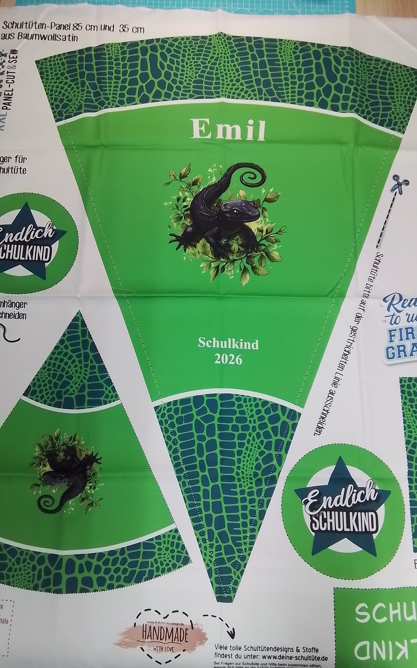 Sofortkauf: Schultüten Nähset inkl. Geschwistertüte - Baumwoll-Panel zum selber nähen- 85 cm + 35 cm - Wie abgebildet !!! (Name: Emil + Schulkind 2026 / Muster:Salamander auf Eidechsenhaut - Nr. 005 )