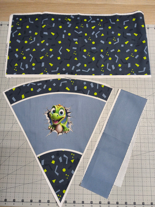 Sofortkauf DIY: 35 cm (Geschwistertüte) aus Baumwolle als Nähset - " Baby Dino auf Baustellenabenteuer "  - wie abgebildet - ( Nähset Geschwistertüte Nr. 128 )