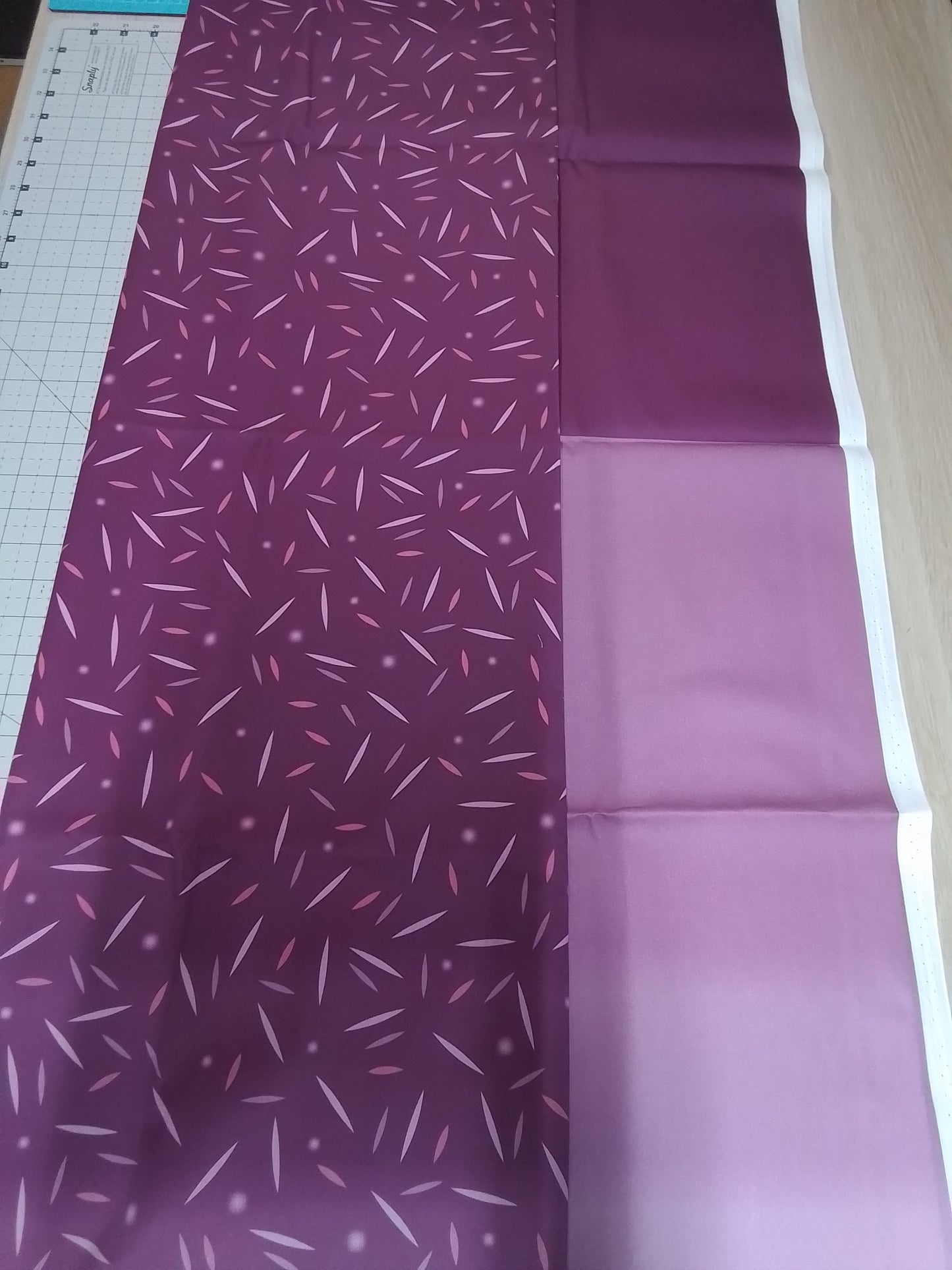 Sofortkauf: Baumwolle Stoffmix  ca. 150 x 100 cm - "Zaubernacht-Einhorn" ( Farbe läuft aus-siehe Bild)