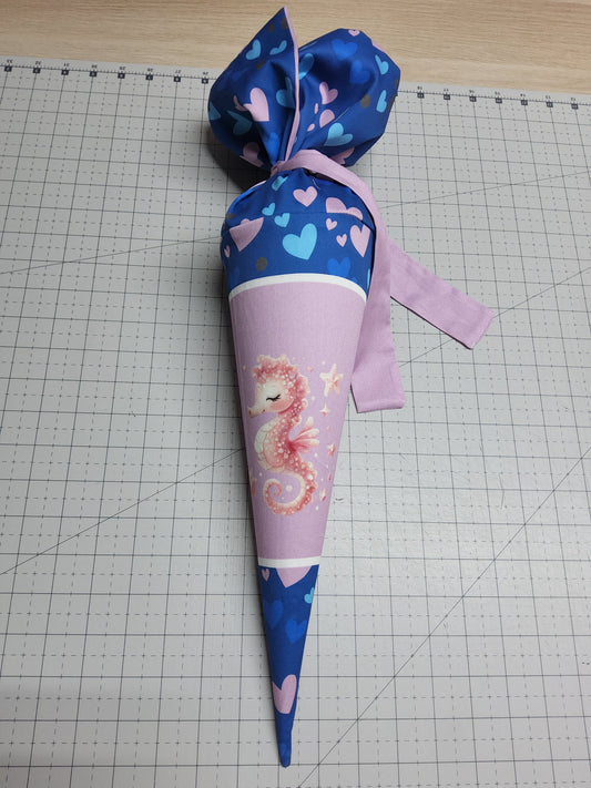 Sofortkauf 35cm: Zuckertüte mit Rohling 35 cm "Seepferdchen- Herzen" (Geschwistertüte) - wie abgebildet