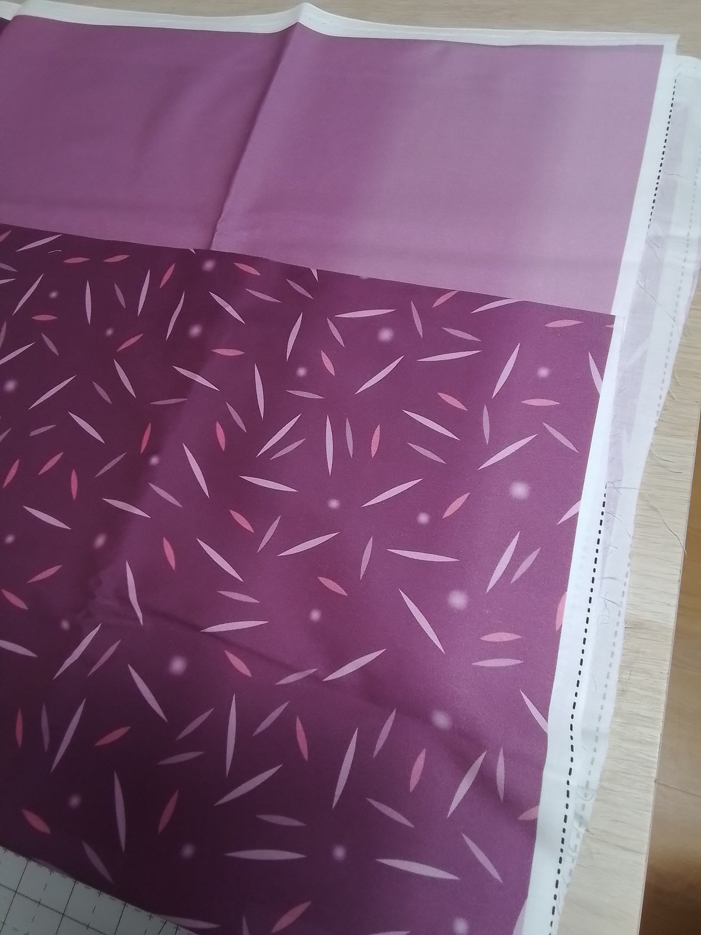 Sofortkauf: Baumwolle Stoffmix  ca. 150 x 100 cm - "Zaubernacht-Einhorn" ( Farbe läuft aus-siehe Bild)