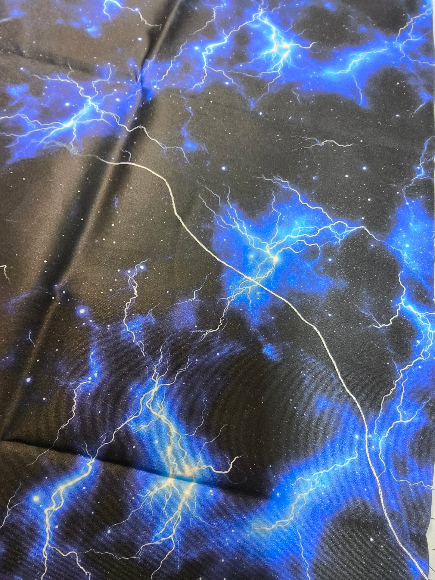 Sofortkauf: Baumwolle-Meterware ca. 150 x 40 cm - "  Gewitter im Weltall-2 Weisse Streifen-siehe Bild " (Nr. 161)