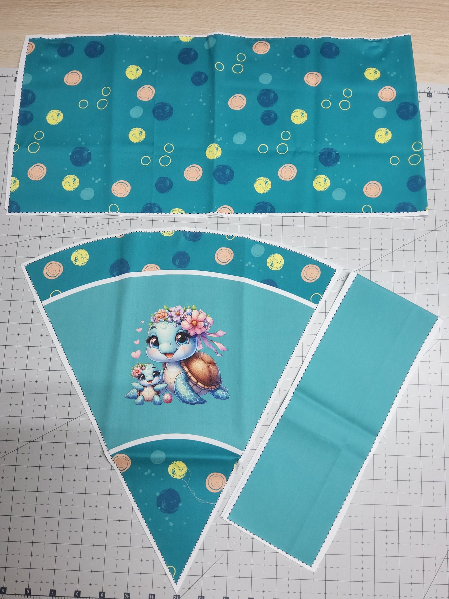 Sofortkauf Schultüte 35cm: 35 cm Geschwistertüte aus Baumwolle als Nähset - wie abgebildet