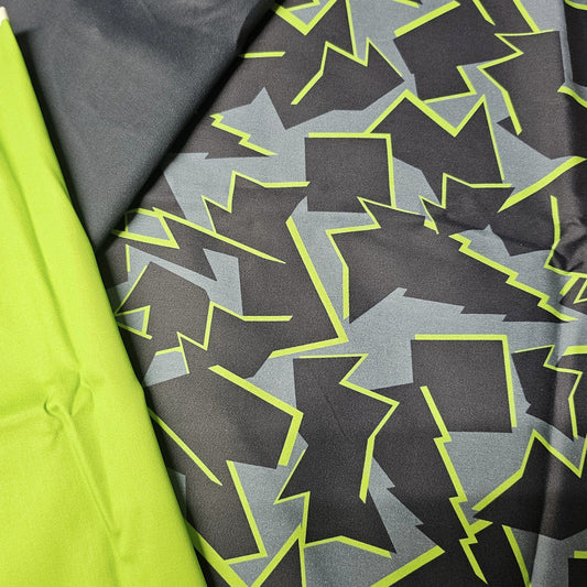 Sofortkauf: Baumwolle Stoffmix  ca. 150 x 100 cm - Abstrakt Grün, Stoffmix wurde auseinander geschnitten