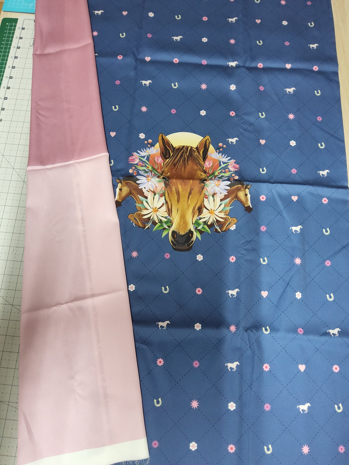 Sofortkauf: Baumwolle Stoffmix  ca. 150 x 100 cm - "Pferdesteppstoff" (Auslauf Modell)