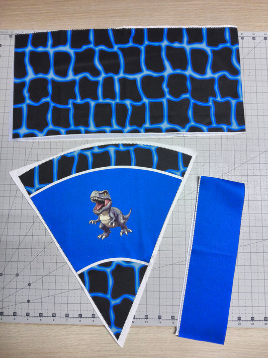 Sofortkauf DIY: 35 cm (Geschwistertüte) aus Baumwolle als Nähset - " T-Rex auf Dino Schuppen blau "  - wie abgebildet - ( Nähset Geschwistertüte Nr. 129 )