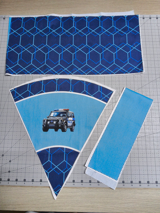 Sofortkauf DIY: 35 cm (Geschwistertüte) aus Baumwolle als Nähset - " Polizei auf Hexagon blue "  - wie abgebildet - ( Nähset Geschwistertüte Nr. 125 )