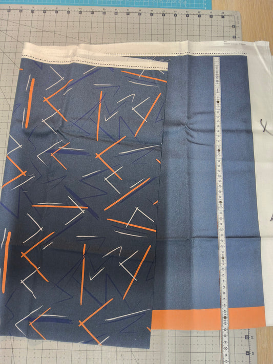 Sofortkauf: Baumwolle-Meterware ca. 150 x 48 cm - " Orangene Streifen - Farbe läuft aus+ zwei Punkte auf grau - 70 siehe Bild " (Nr. 168)
