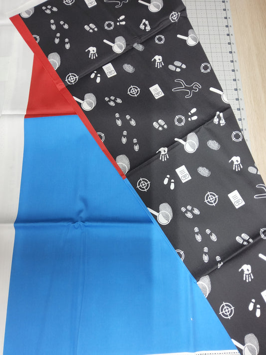 Sofortkauf: Baumwolle Stoffmix  ca. 150 x 100 cm - "Crime Scene"  (Fleck-siehe Bild)