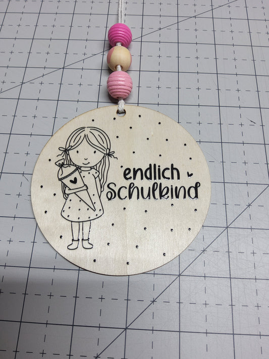 Sofortkauf: Anhänger - wie abgebildet (Schulkind-Mädchen)