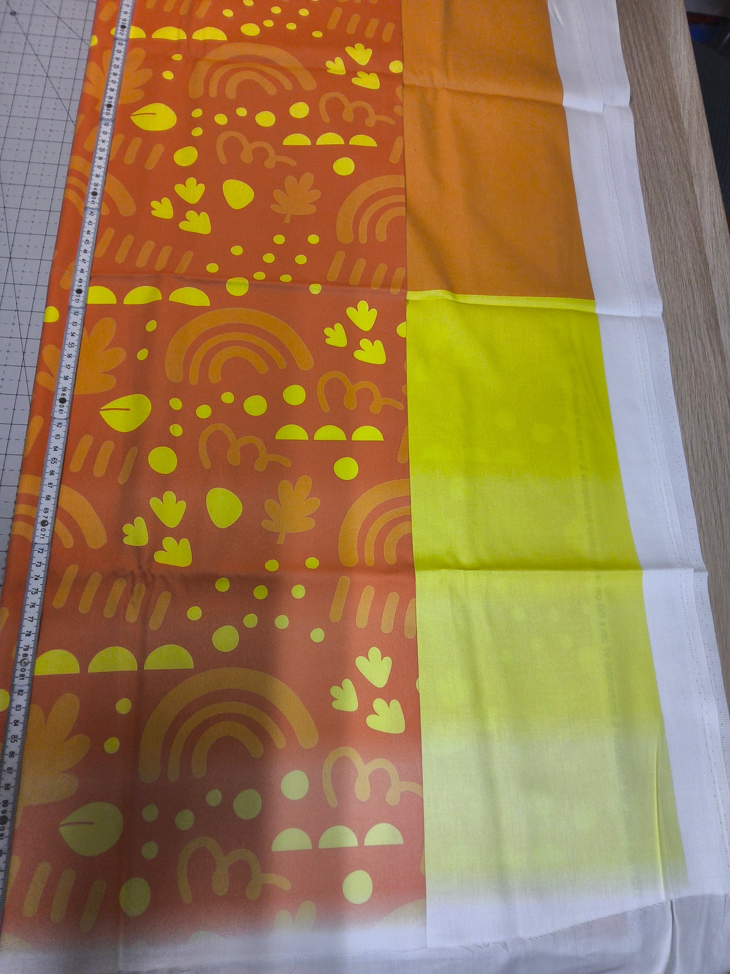 Sofortkauf: Baumwolle Stoffmix  ca. 150 x 100 cm - " Express orange " ( Farbe läuft aus -siehe Bild-Nr. 138 )