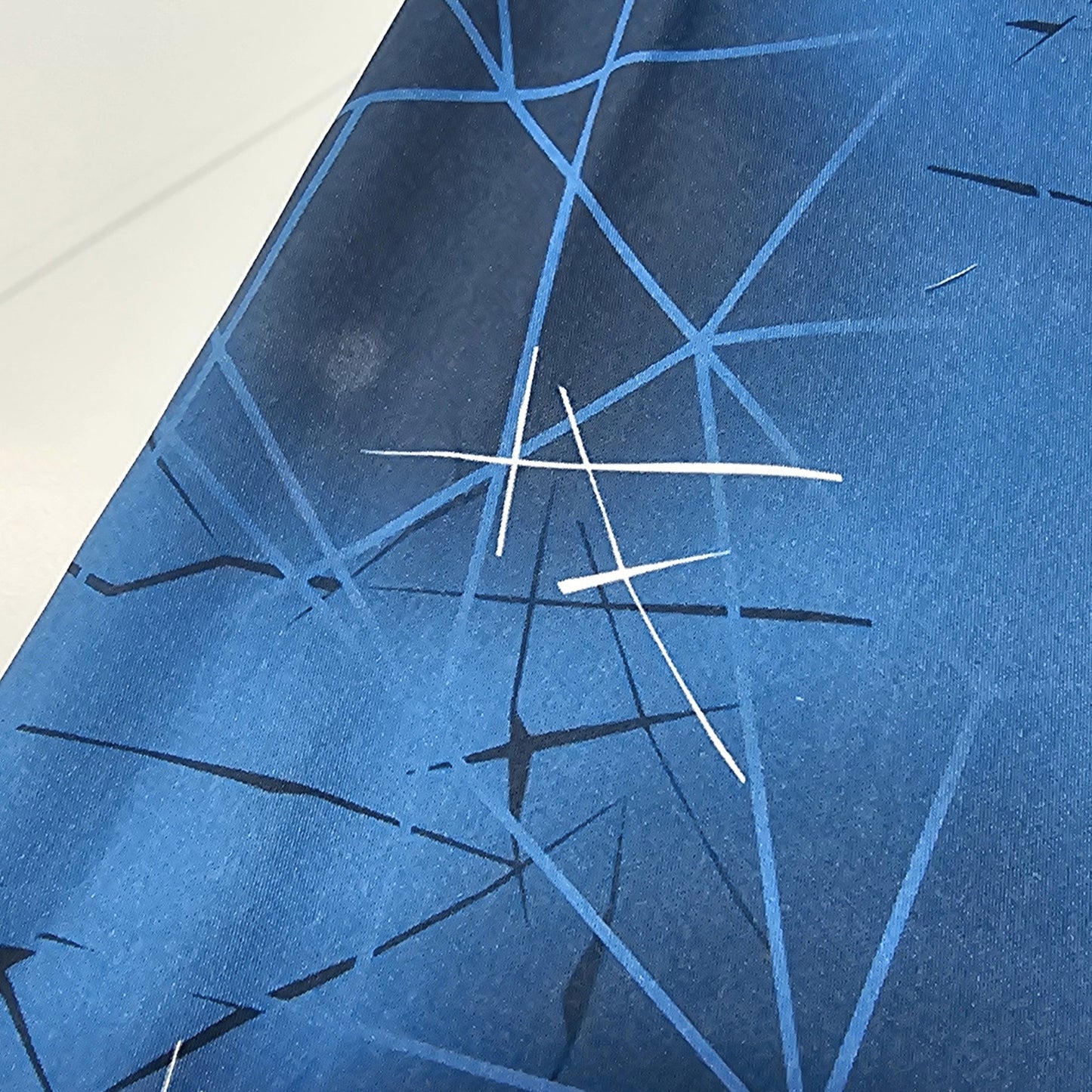 Sofortkauf: Baumwolle Stoffmix  ca. 150 x 100 cm - Arktisblau, Flecken auf dem Stoffmix